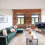 Stunning 2 Bedroom Penthouse In Bradford Centre Апартаменты *