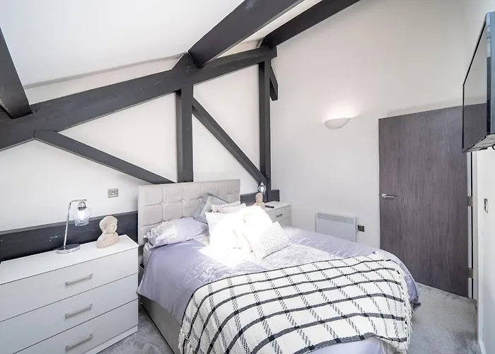 Stunning 2 Bedroom Penthouse In Bradford Centre * Bradford (West Yorkshire)