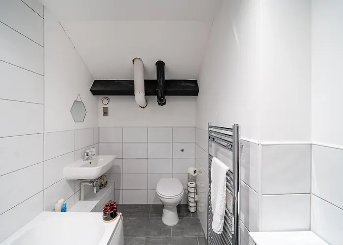 Stunning 2 Bedroom Penthouse In Bradford Centre Апартаменты