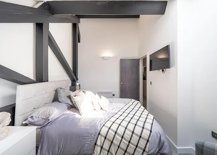 Stunning 2 Bedroom Penthouse In Bradford Centre Apartament *