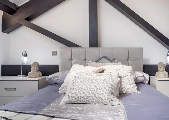 Stunning 2 Bedroom Penthouse In Bradford Centre Μπράντφορντ