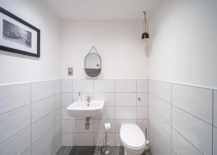 Stunning 2 Bedroom Penthouse In Bradford Centre